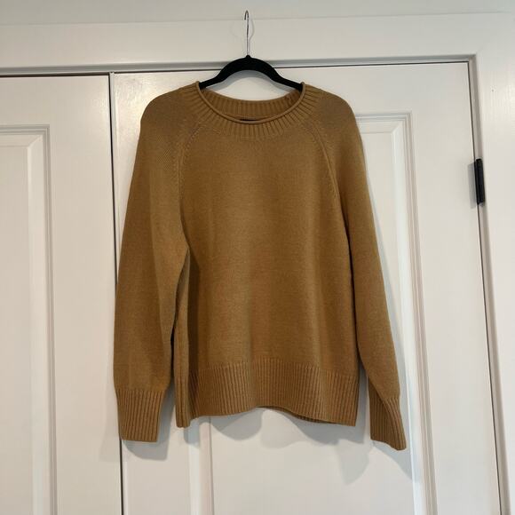 Banana Republic Women's Camel Brown Crewneck Sweater Size XL - Picture 1 of 8